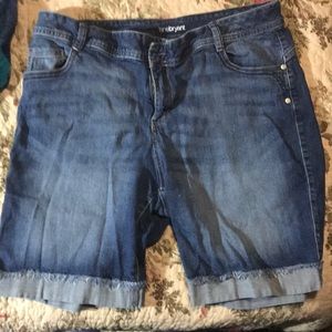 Lane Bryant denim shorts size 18